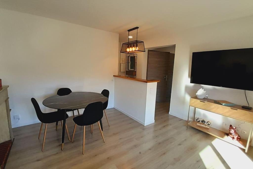 Appartement Lumineux Et Central Propriano  Exterior foto